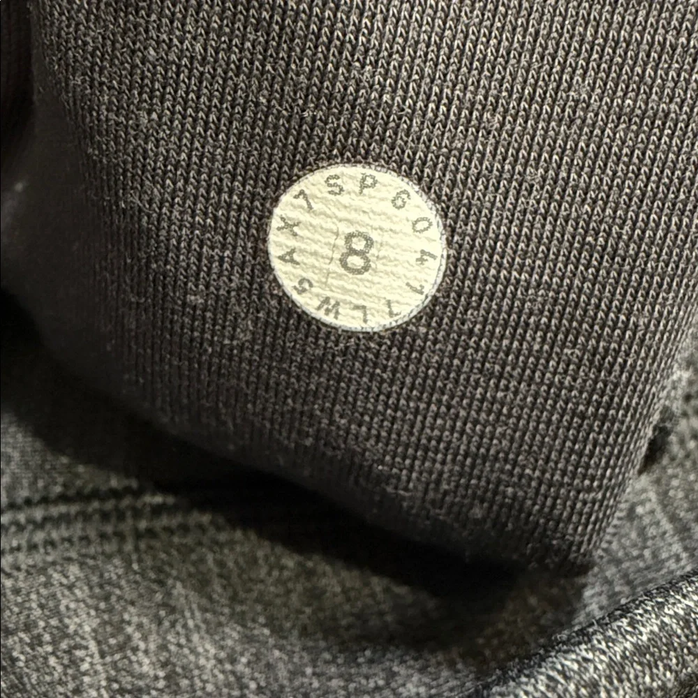 Lululemon Wunder Under Hi-Rise 7/8 Tight *Full-On Luxtreme 25" Size 8 - Picture 7 of 11